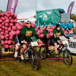 Médocaine vélo ballons grappes